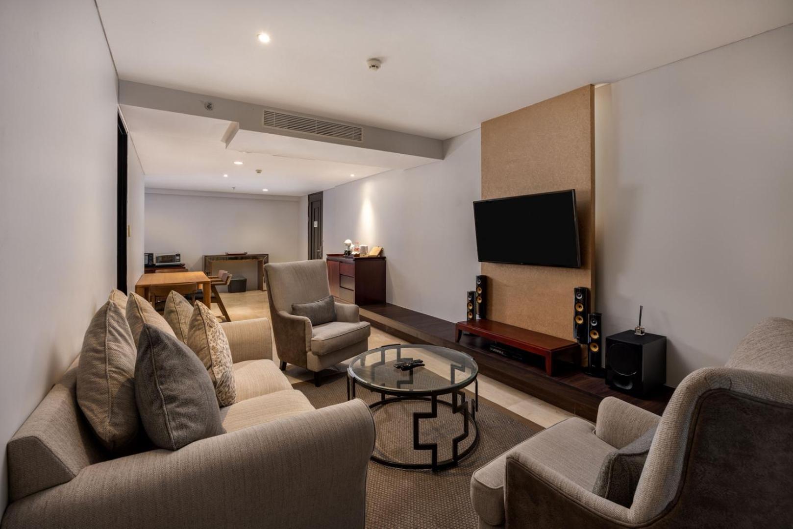 Sanur Resort Watujimbar Екстер'єр фото